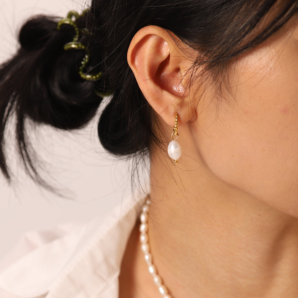 Twisted Pearl Hoop